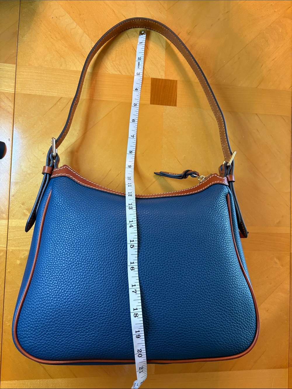 Dooney & Bourke Pebble Grain Piper in Jeans color - Picture 3 of 10